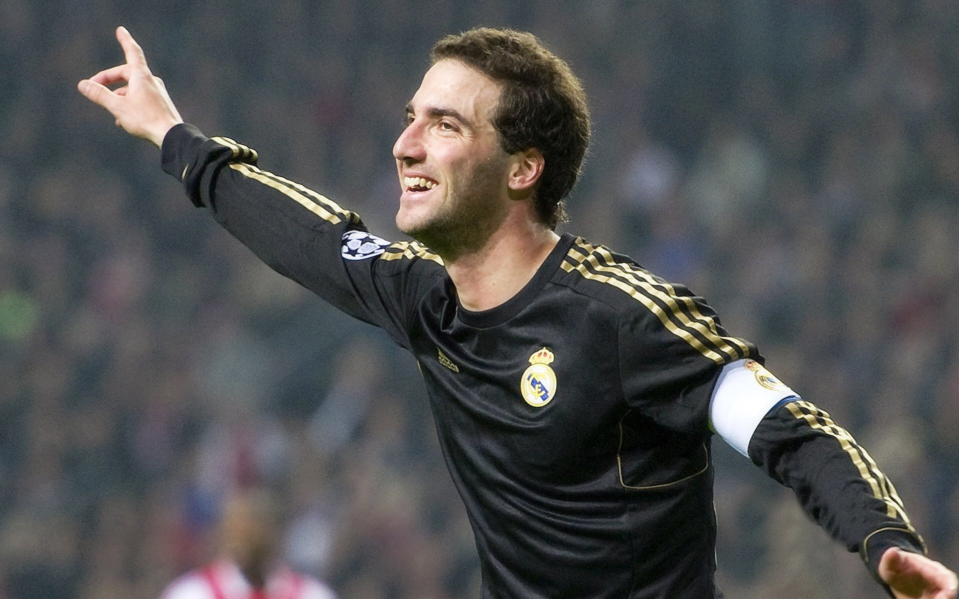 开元官方网站 -哈兰德焦点对战，C罗与80激战利物浦分钟，比赛规则变更胜负难料！赛场气氛高涨